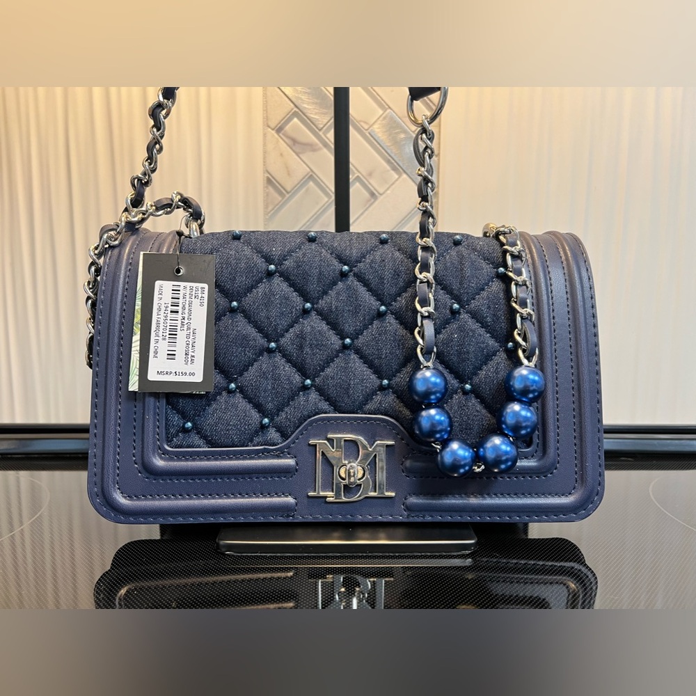SALE🔥 Denim Quilted Turn lock Crossbody Faux Pearl